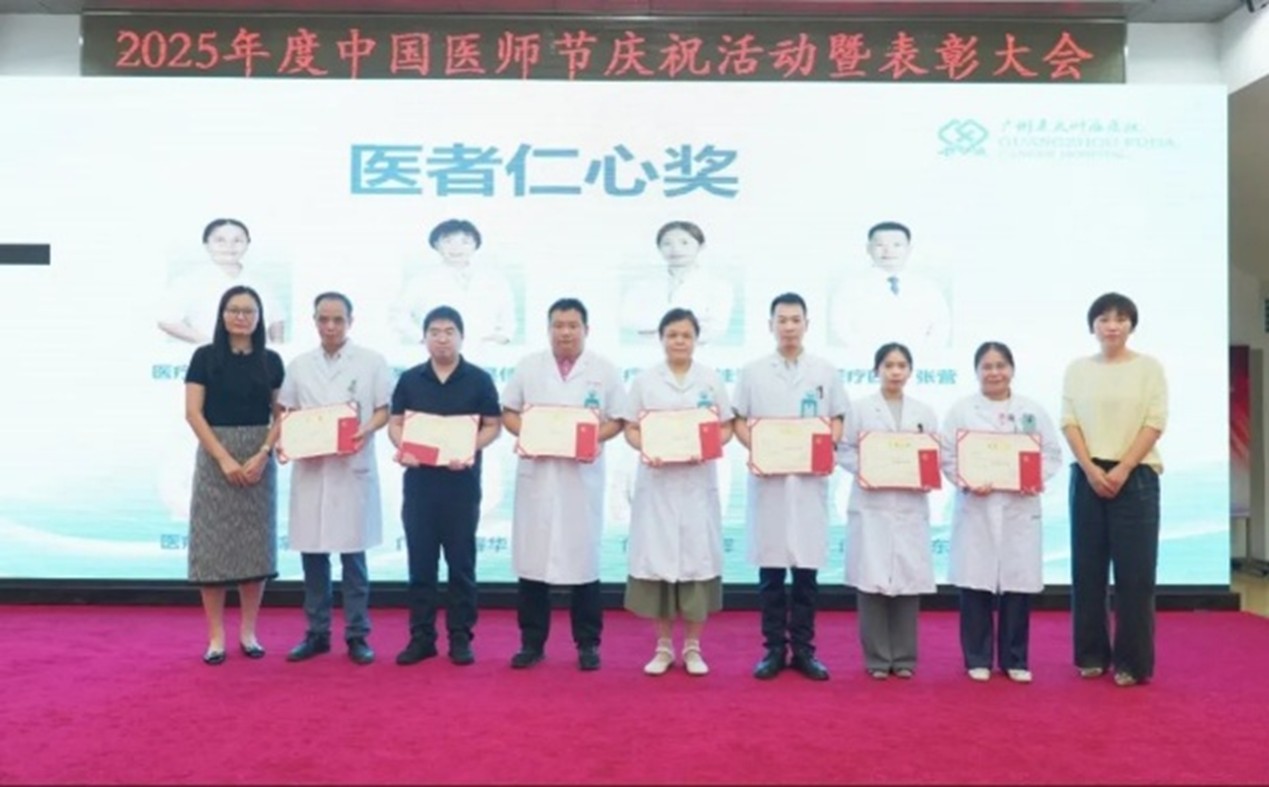 qinb21_865195.jpg