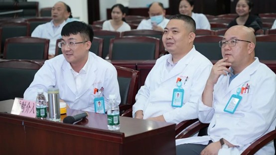 qinb21_795532.jpg