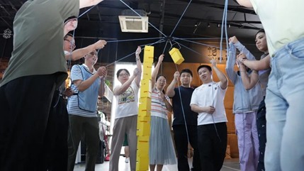 qinb21_461237.jpg