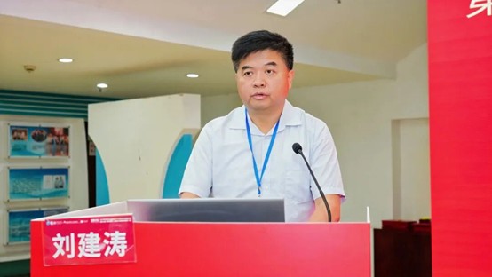 qinb16_819718.jpg