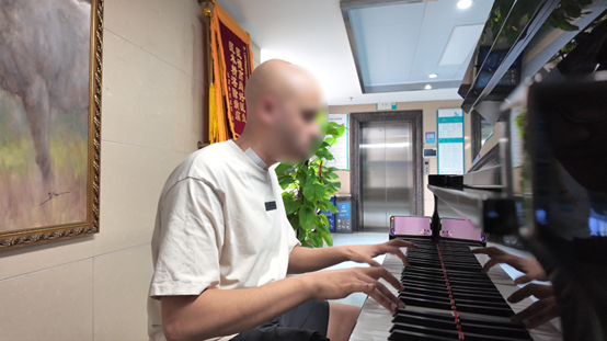 qinb13_556437.png qinb13_556437.png